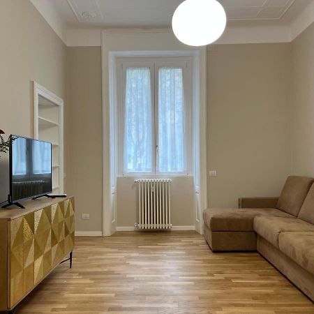 Regina By The Blue Twins Apartments Milano ภายนอก รูปภาพ